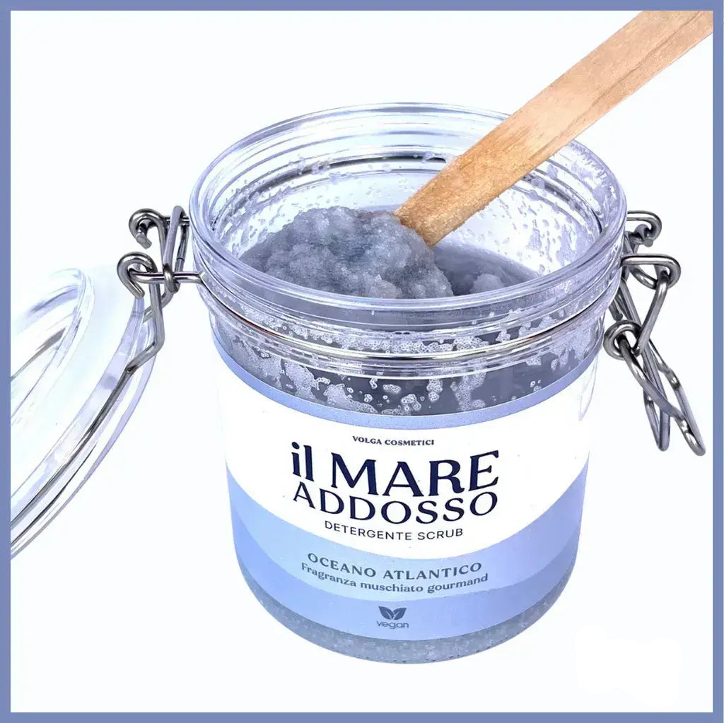 VOLGA COSMETICI Il Mare Addosso Detergente Scrub Oceano Atlantico 660 g - Fragranza muschiato gourmand