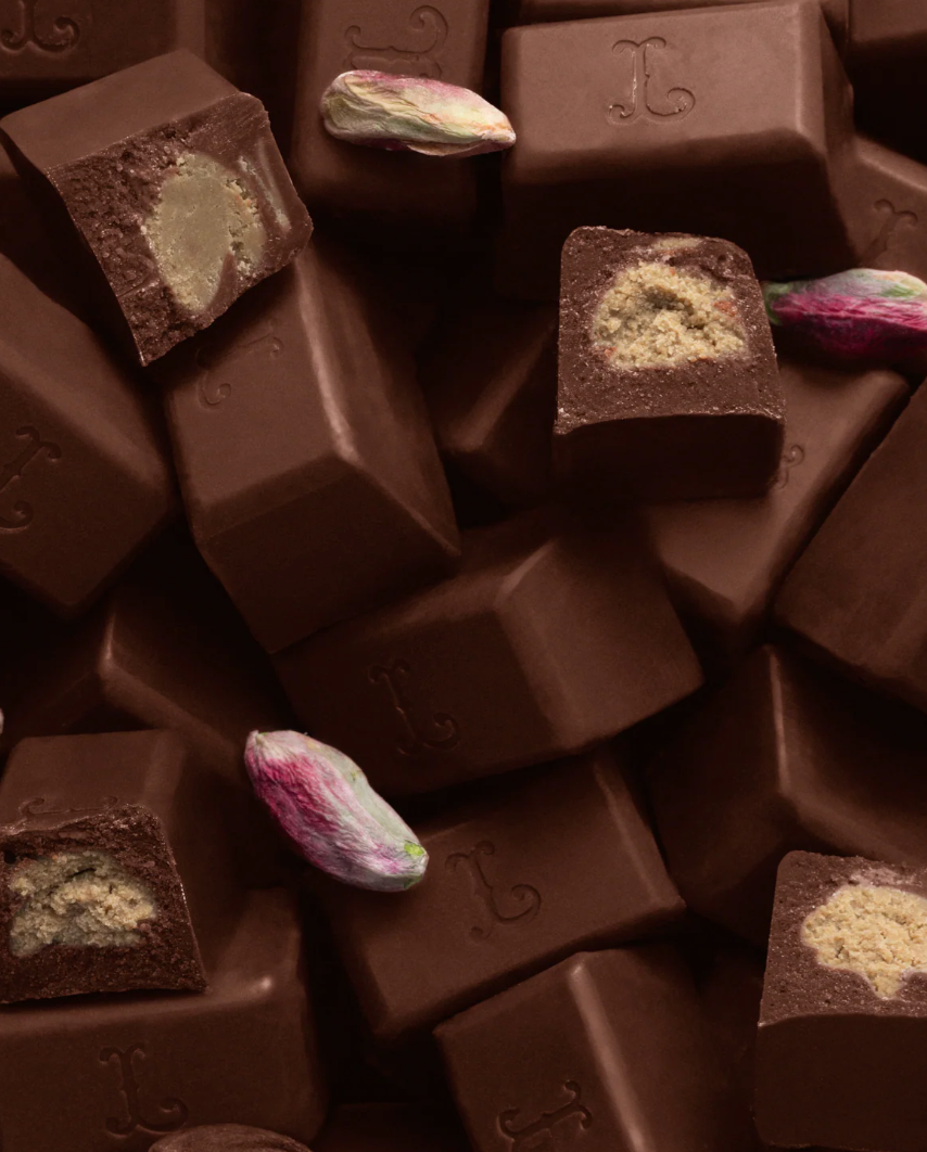 LEONE Confezione Regalo con Cioccolatini Assortiti